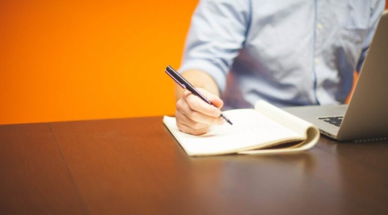 entrepreneur-593378_1920-800x445