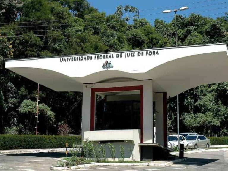 foto-ufjf-portico-sul-faculdade-1200x900-3