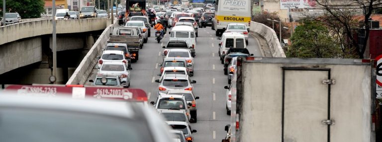 carro_ipva_tráfego_veículo_GIL_8161_1_transito
