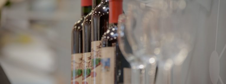 Garrafas_de_vinho_EPAMIG._Foto_Divulgação