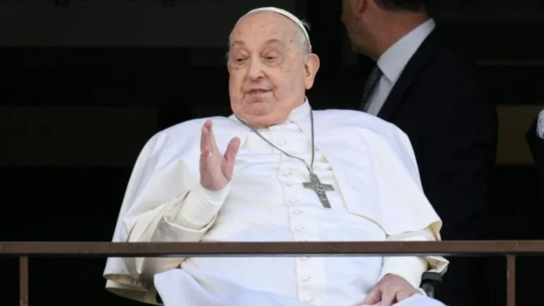 Papa-Francisco-aparicao-Hospital-1080-848x477