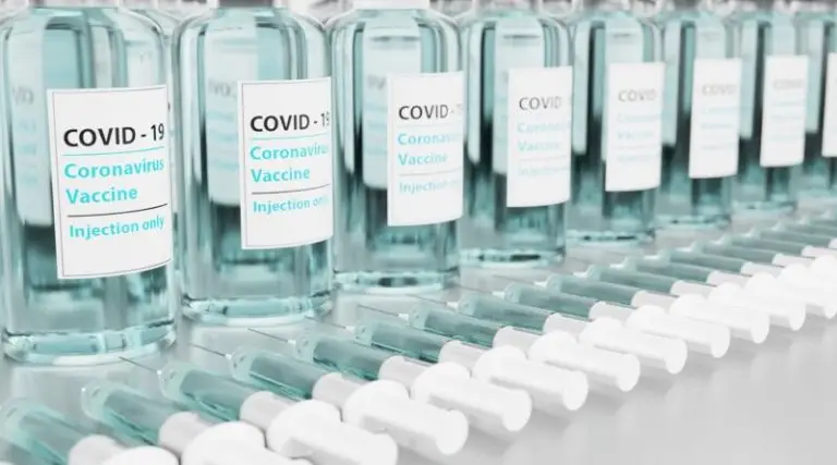 vaccine-5926664_1920-800x445